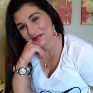 Meet your Posher, Crystal